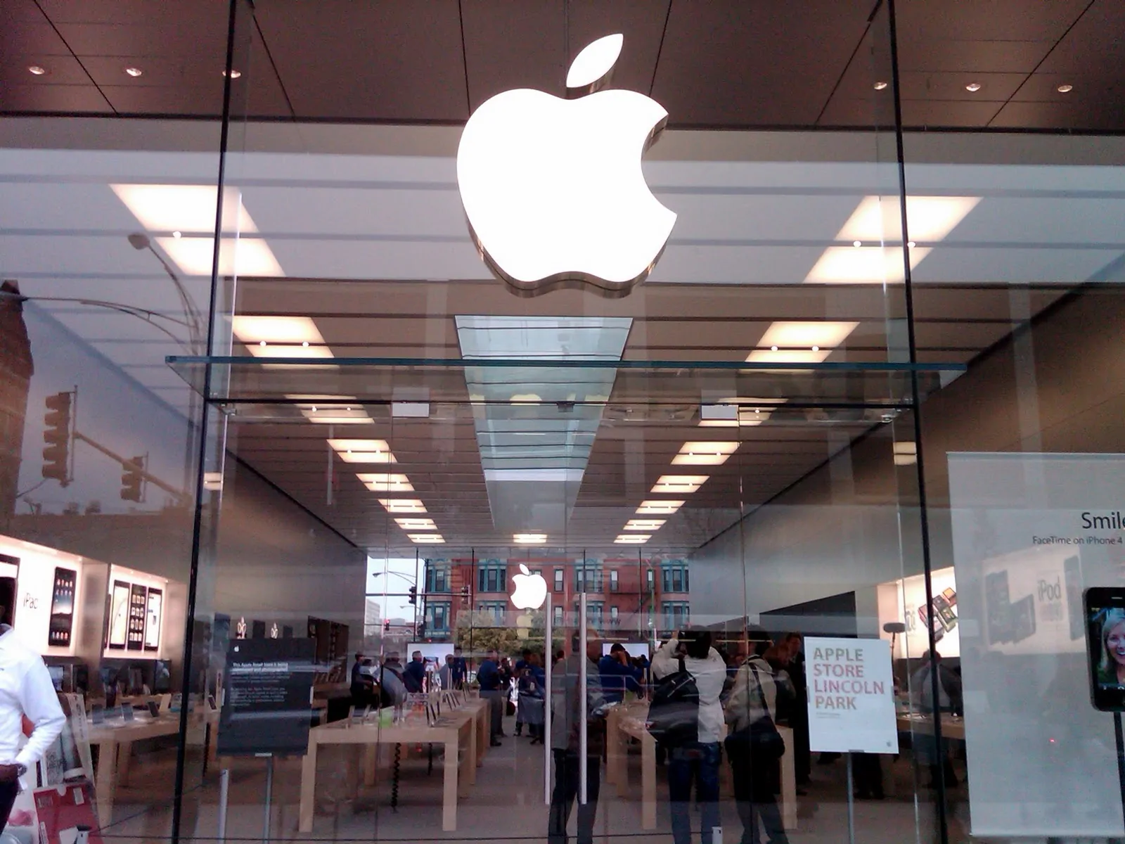 Apple_Store_vitres