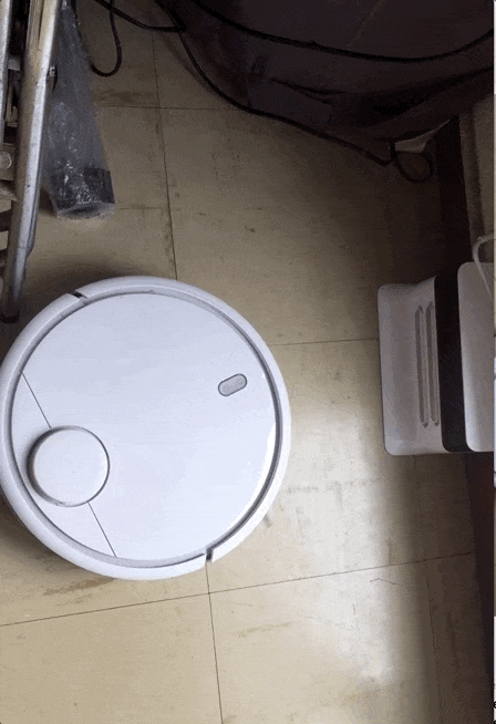 Test Xiaomi Mi Robot Vacuum - recharge