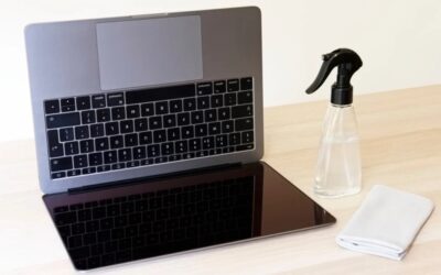 Comment nettoyer l'écran de votre MacBook : WHOOSH, conseils, plus encore